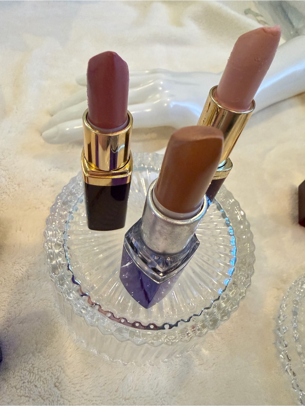 Rimmel, l’Oreal Maybelline Trio Lipstick Set - Mauve Pink, Nude Pink, Warm Brown - Picture 3 of 7